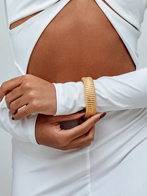 Retro Classic Style Solid Color Titanium Steel Plating Women's Cuff Bracelets Bangle